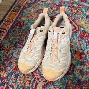 Salomon Women’s X Ultra 360 Edge Hiking Shoes